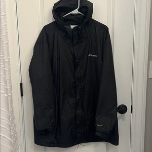 Columbia Men's Black Omni-Tech Rain Coat